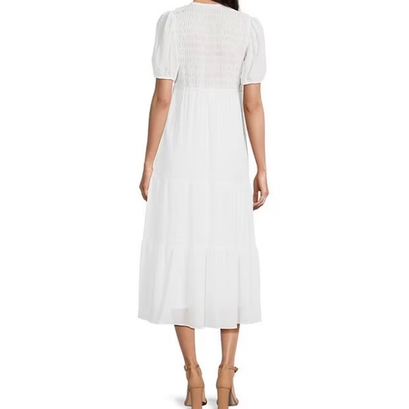 Taylor
V-Neck Short Sleeve Smocked Bodice A-Line Maxi Dress - Picture 2 of 4